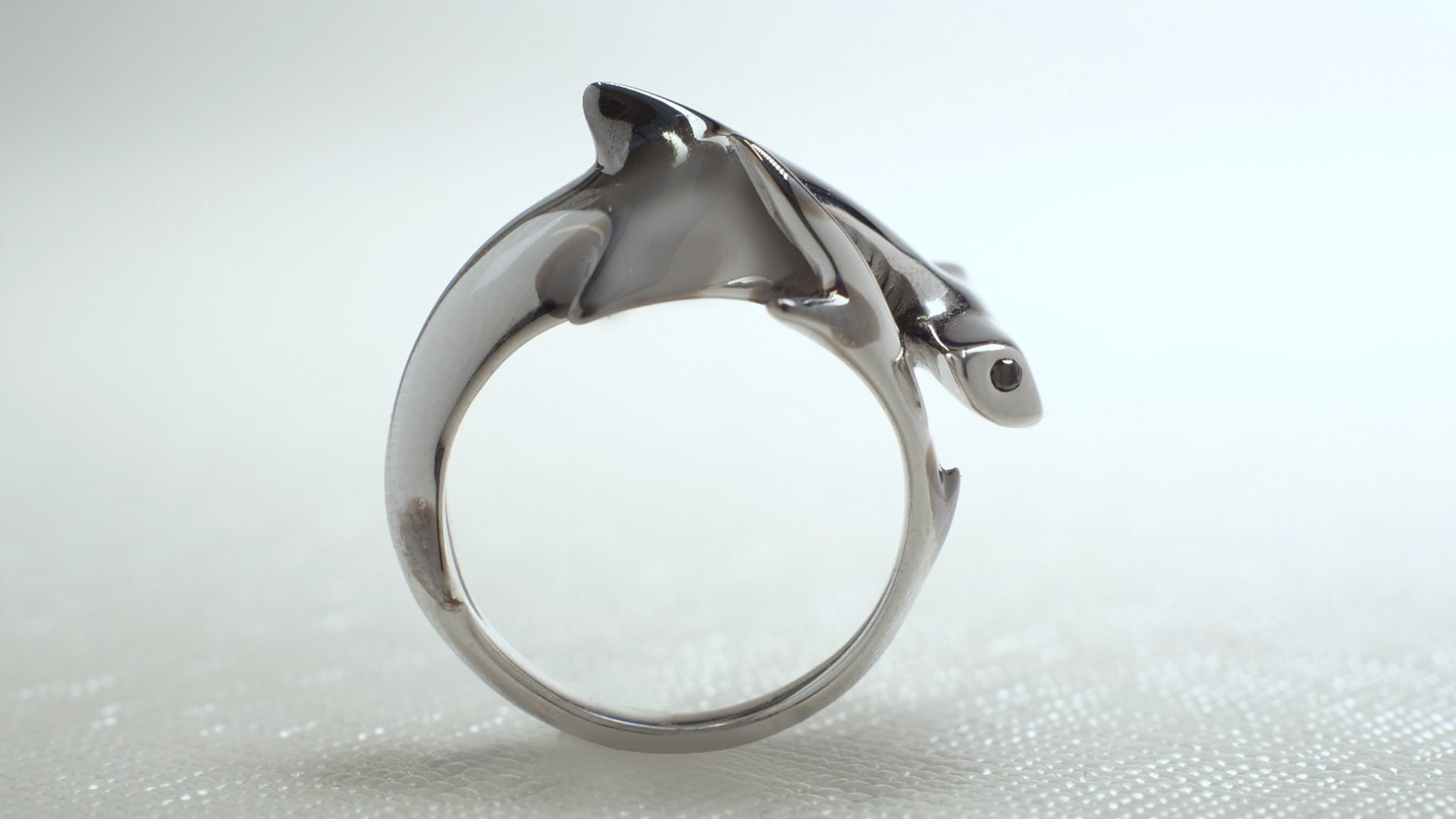 Hammerhead Shark Ring | Carla Szabo